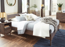 Load image into Gallery viewer, Calverson  Panel Platform Bed
