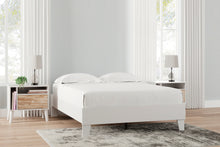 Load image into Gallery viewer, Piperton  Platform Bed
