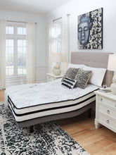 Load image into Gallery viewer, Chime 10 Inch Hybrid Queen Mattress and Pillow
