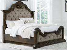 Load image into Gallery viewer, Maylee  Upholstered Bed
