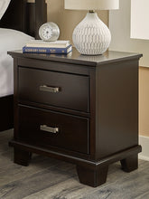 Load image into Gallery viewer, Covetown Twin Panel Bed with Dresser and 2 Nightstands
