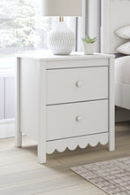 Load image into Gallery viewer, Hallityn Twin Panel Headboard with Dresser and Nightstand
