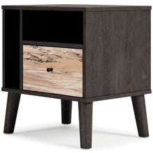 Load image into Gallery viewer, Piperton Queen Panel Headboard with Dresser, Chest and Nightstand
