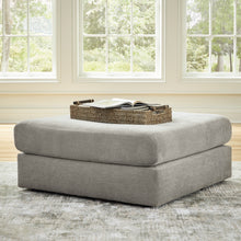 Load image into Gallery viewer, Avaliyah 3-Piece Sectional with Ottoman
